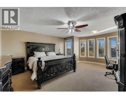 220 East Lakeview Place, Chestermere, AB T1X0A2 Photo 35