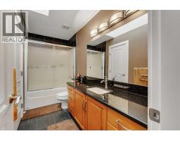 220 East Lakeview Place, Chestermere, AB T1X0A2 Photo 37