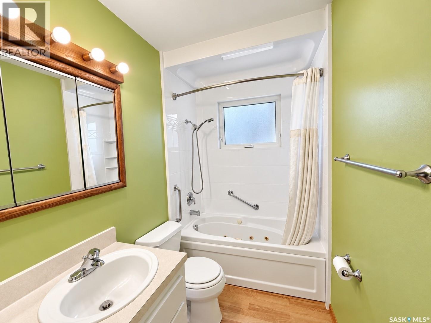 511 Central AVENUE S, Swift Current — photo 12