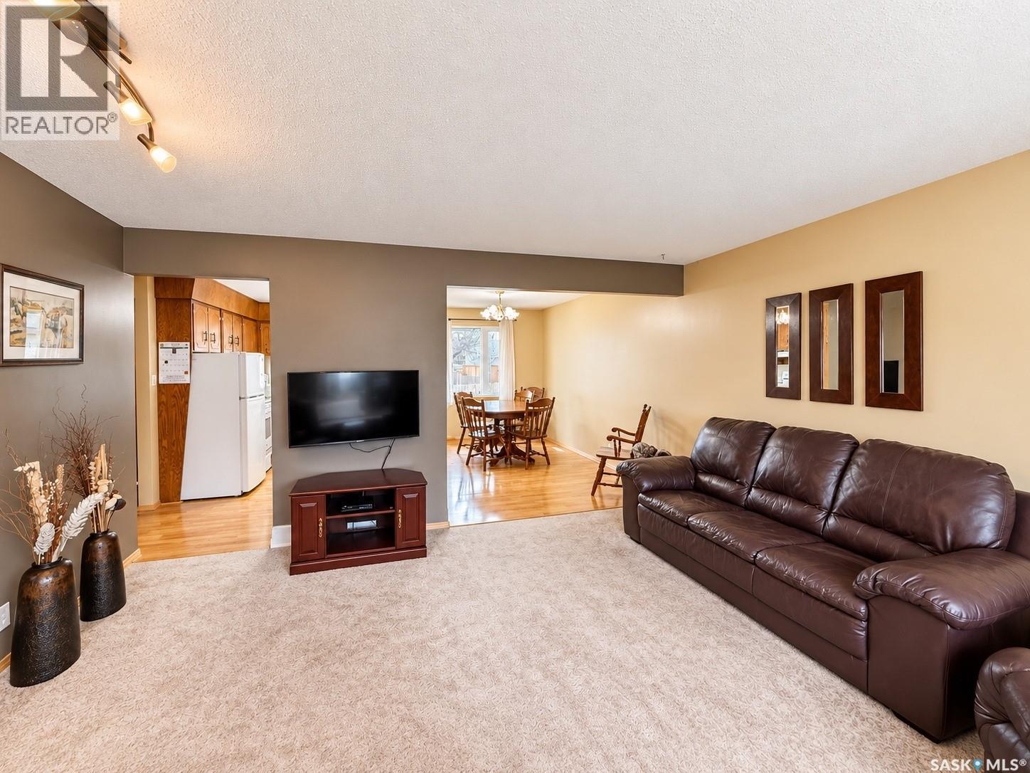 511 Central AVENUE S, Swift Current — photo 6