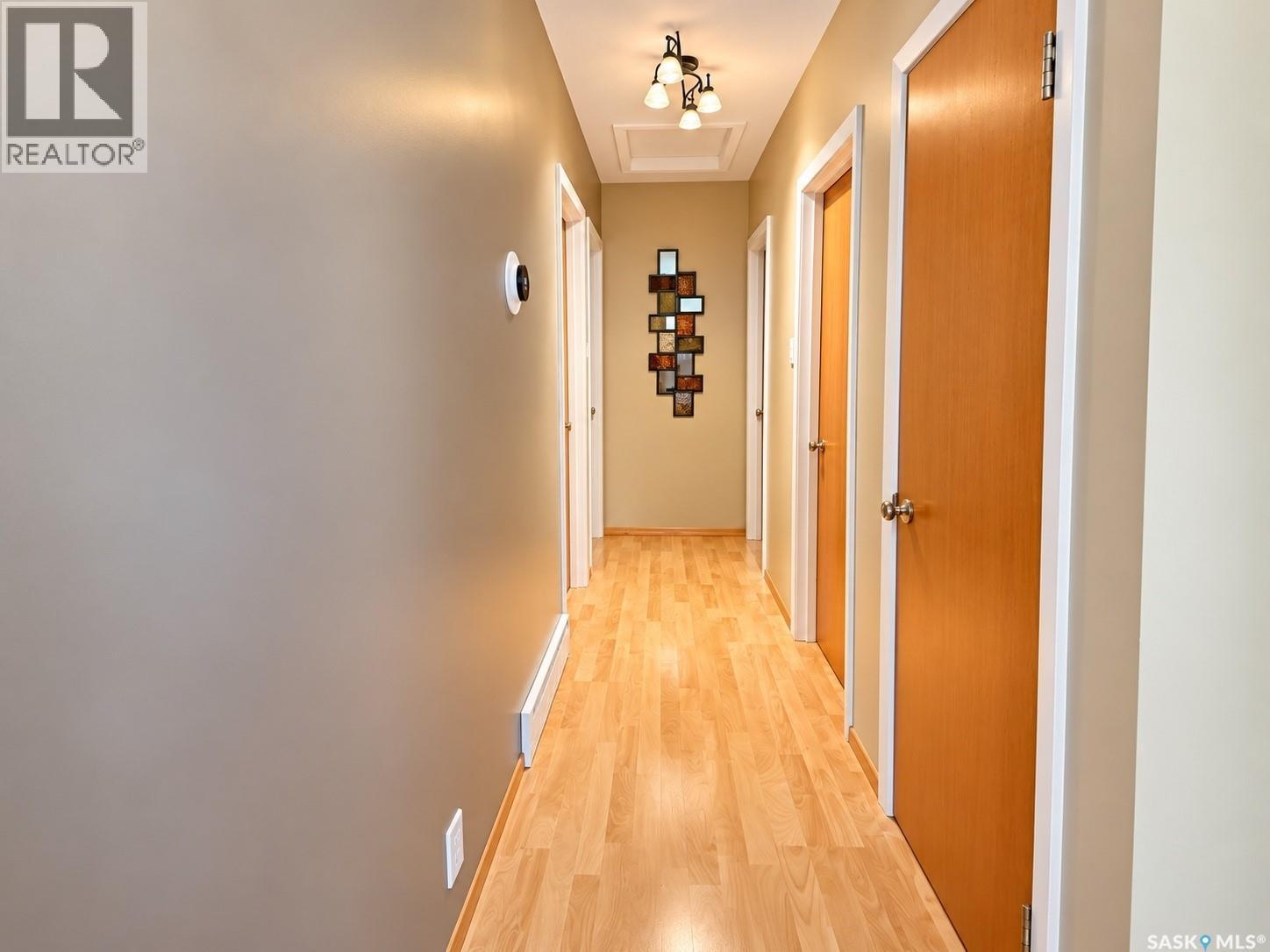 511 Central AVENUE S, Swift Current — photo 8