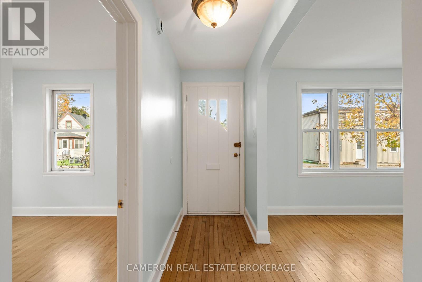 108 BEDFORD STREET, Cornwall — photo 3
