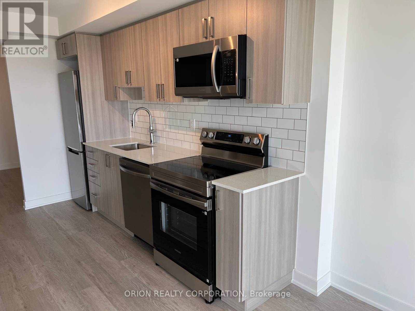 1807- 1010 Sandy Beach Road, Pickering, ON photo 7