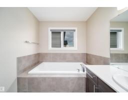 9903 222 St Nw, Edmonton, AB T5T7J1 Photo 33