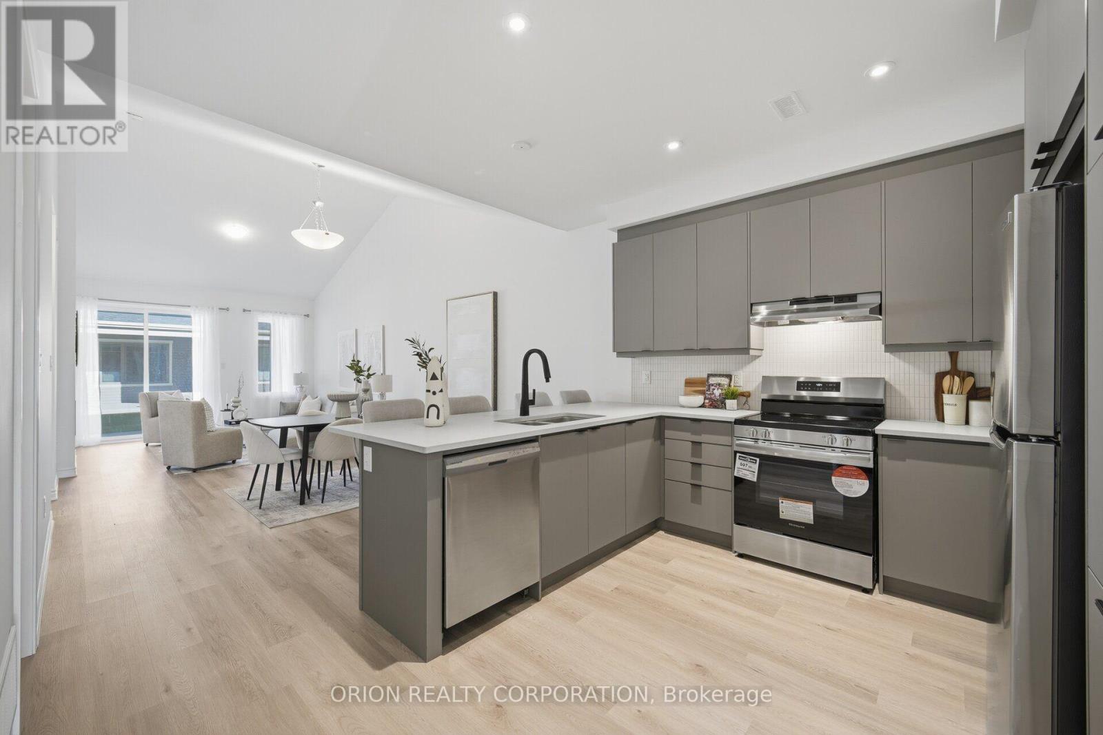 718 Keast Place, Innisfil photo 5