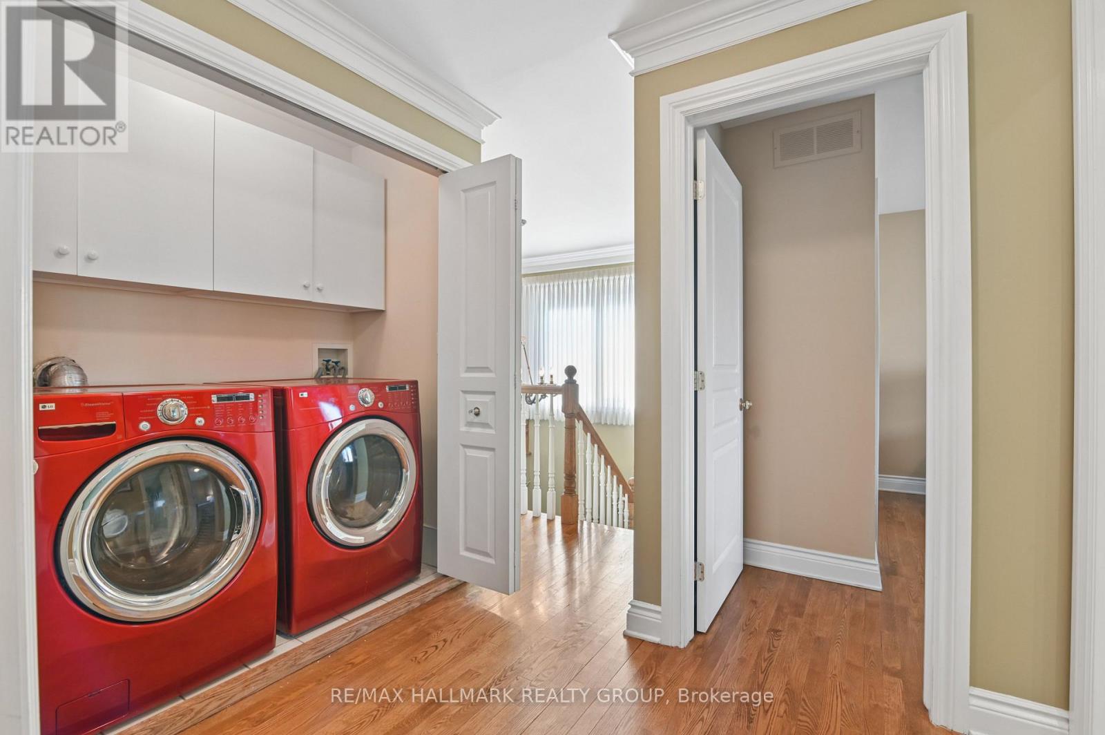 2nd floor - Laundry Closet