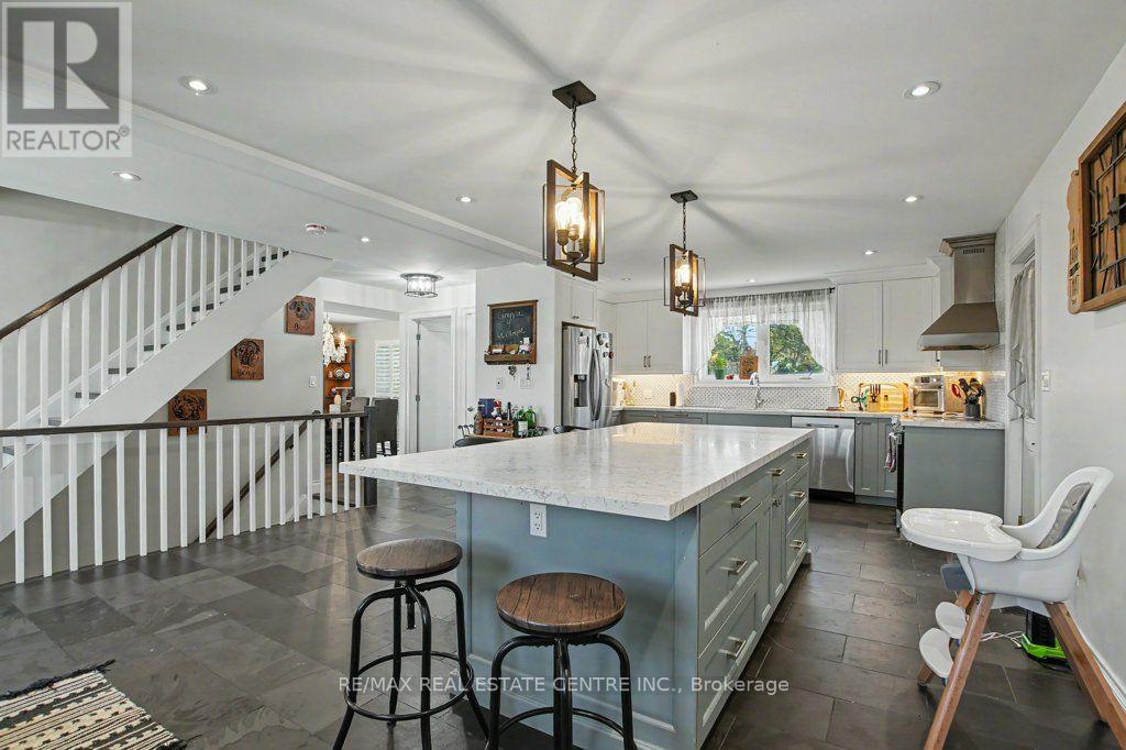 2225 Campbellville Side Road, Milton, ON photo 11