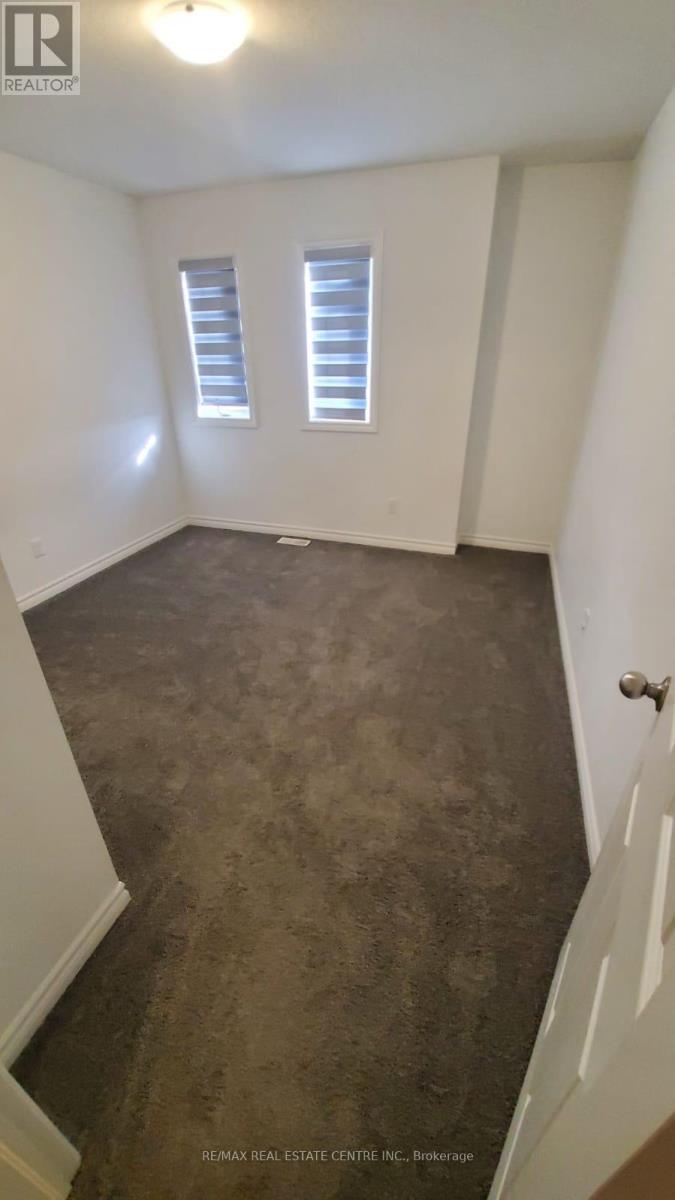 19 SADDLEBROOK COURT, Kitchener — photo 10