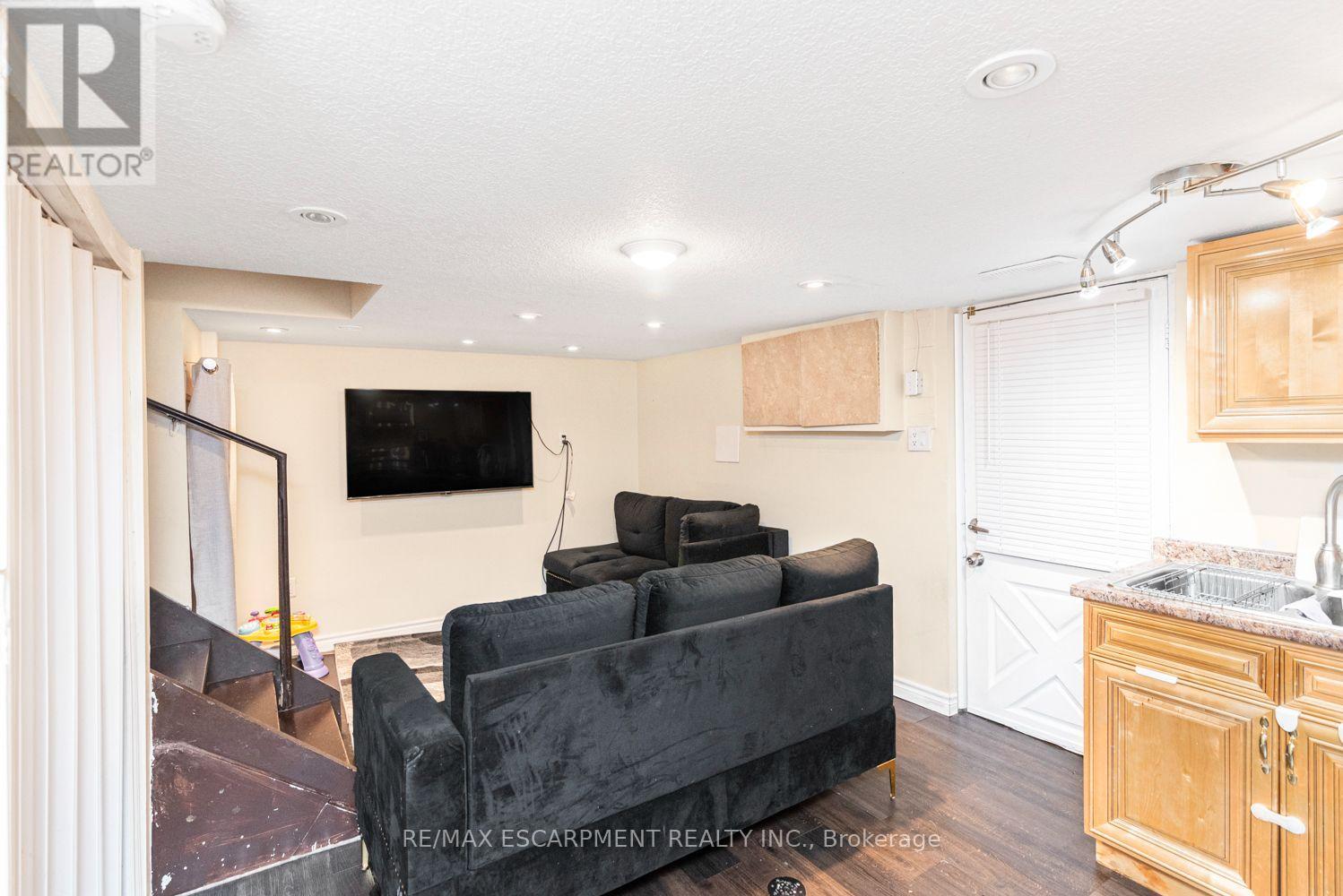 243 Federal Street, Hamilton, ON photo 43