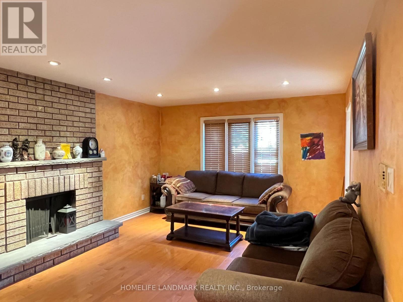 35 Montclair photo 5