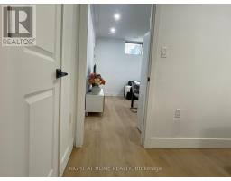674 Manning Avenue, Toronto, ON M6G2W4 Photo 15