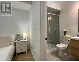 674 Manning Avenue, Toronto, ON M6G2W4 Photo 7