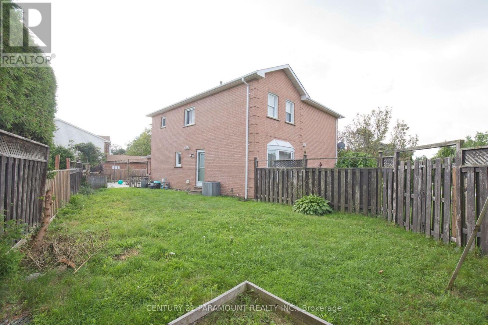 888 Sproule Crescent, Oshawa, ON photo 44