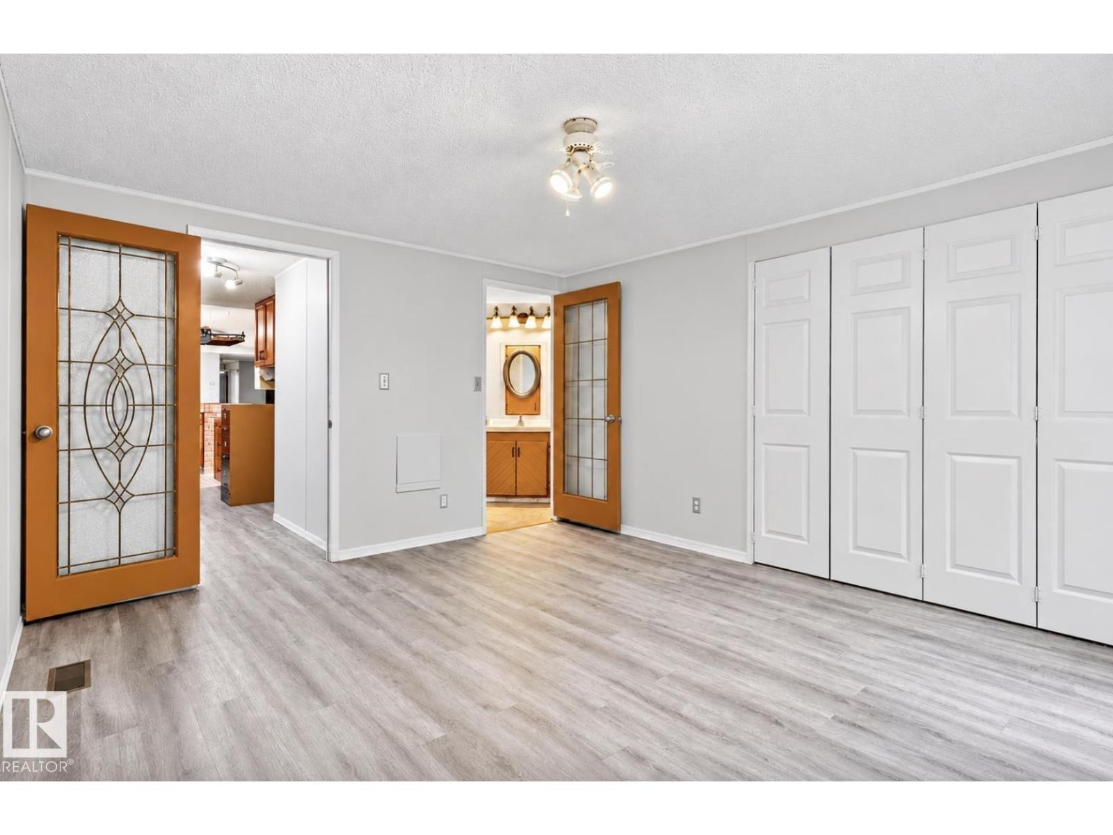 2664 Lakeview Dr NW, Edmonton — photo 22