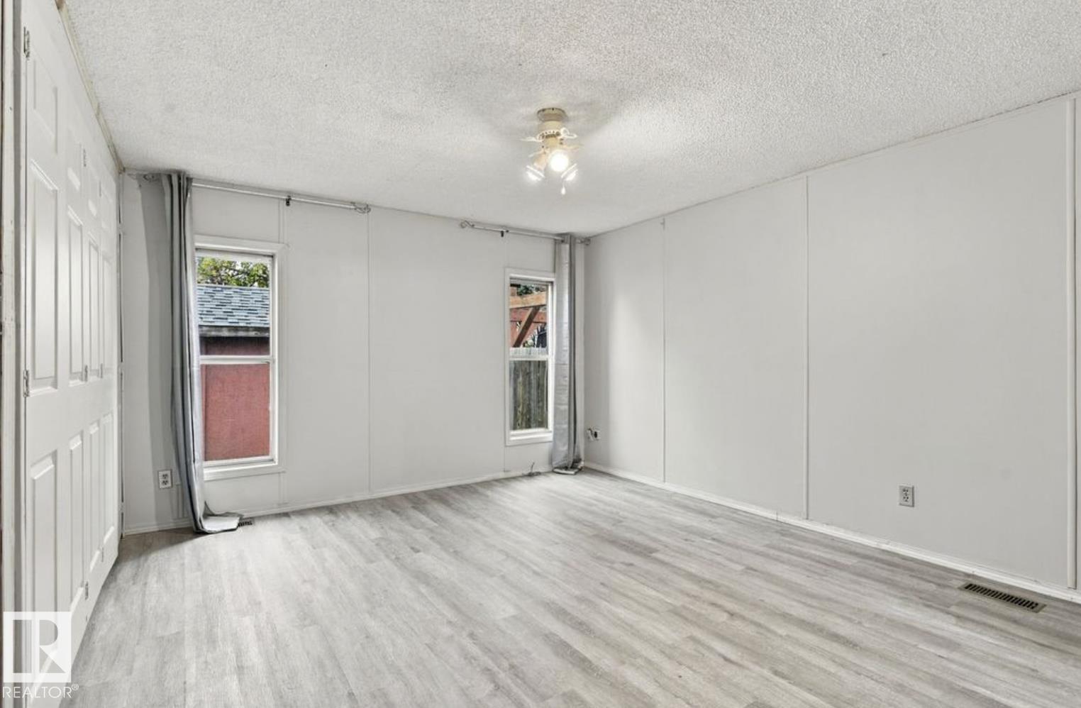 2664 Lakeview Dr NW, Edmonton — photo 24
