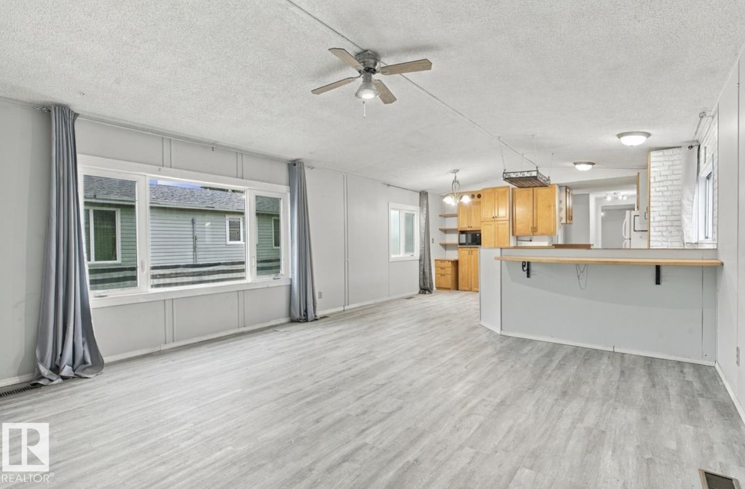 2664 Lakeview Dr NW, Edmonton — photo 7