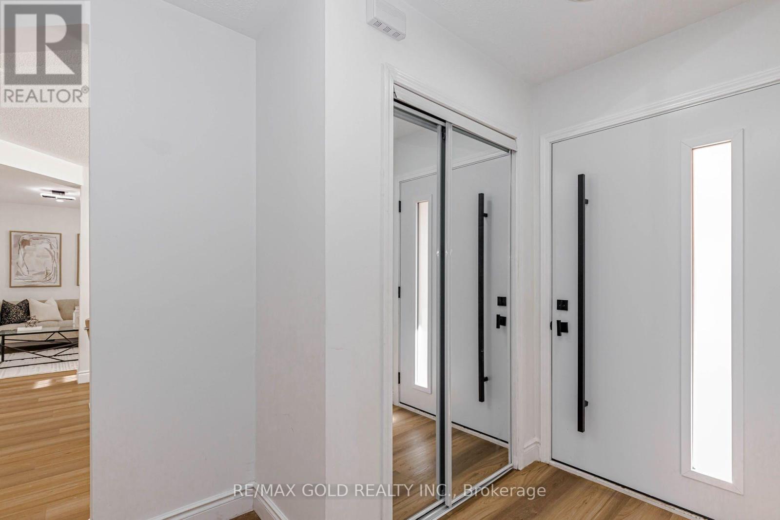 1 Orangegrove Drive, Brampton, ON photo 10