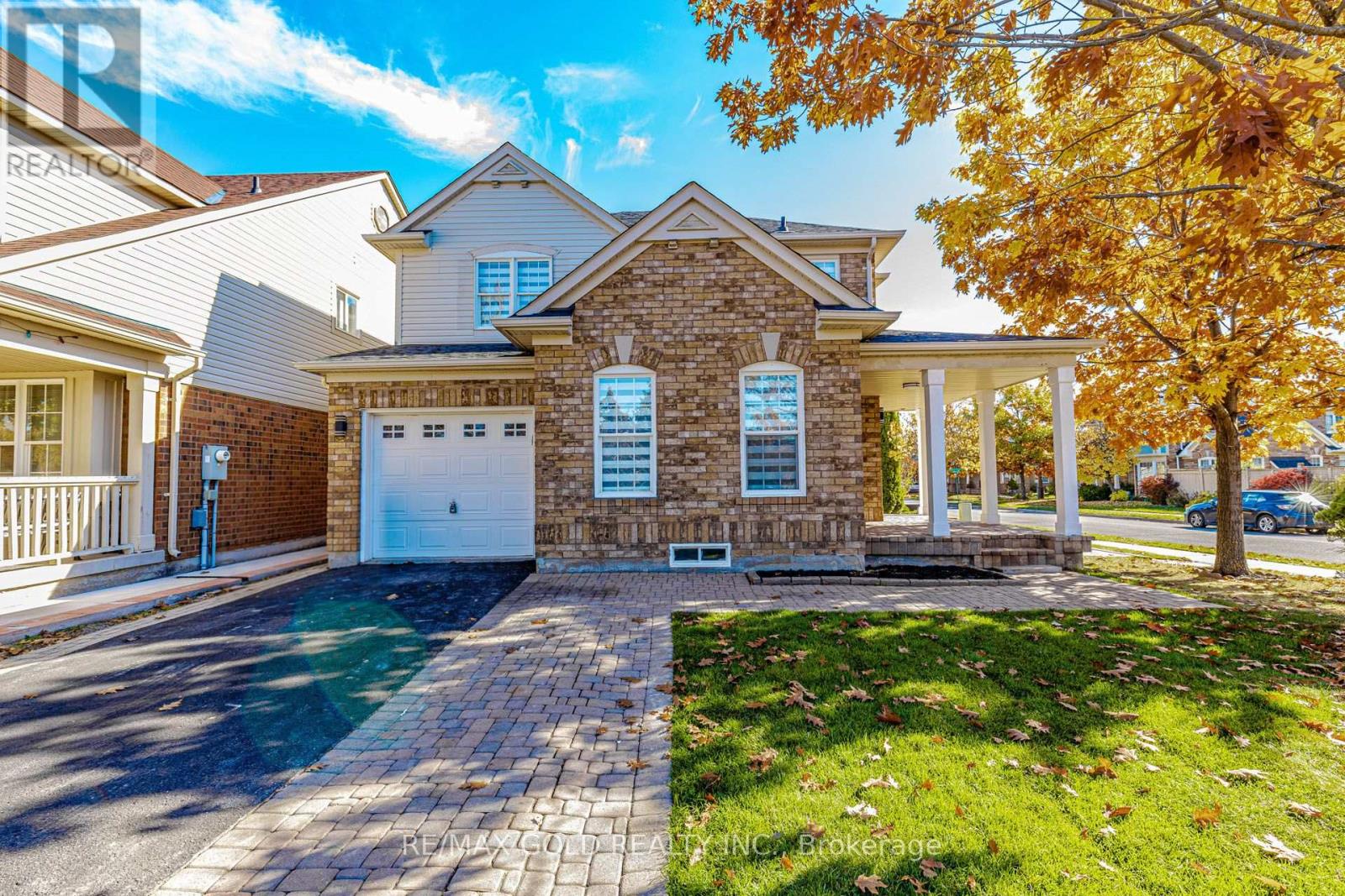 1 Orangegrove Drive, Brampton, ON photo 2