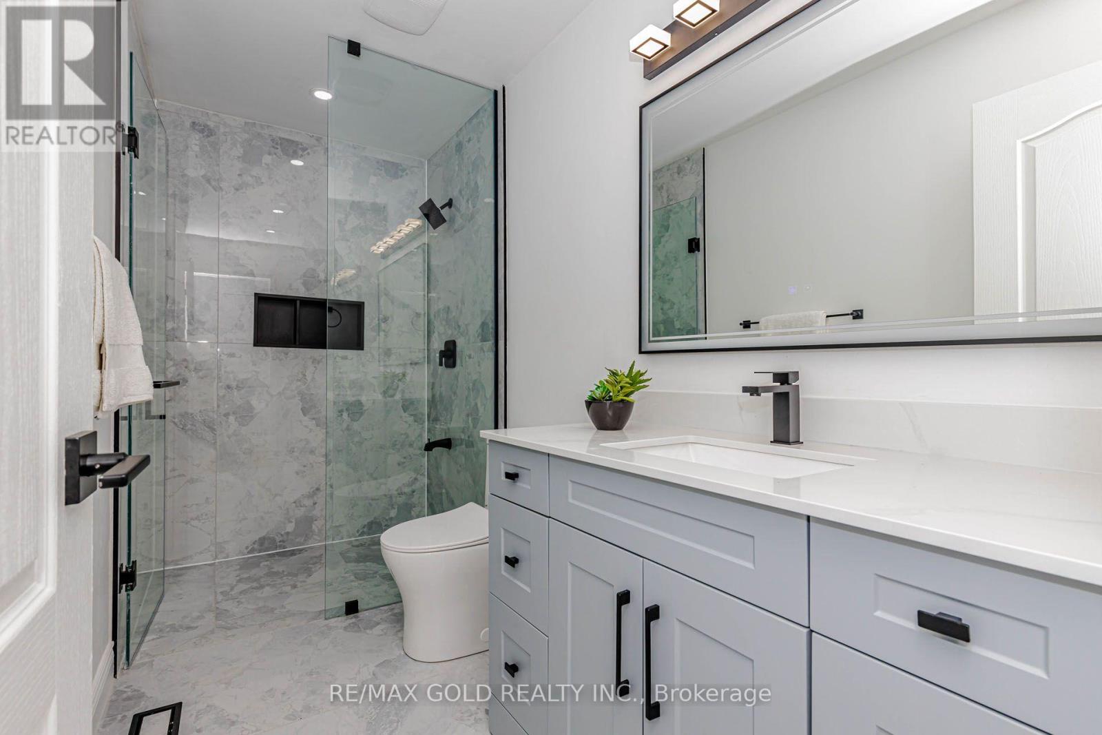 1 Orangegrove Drive, Brampton, ON photo 34