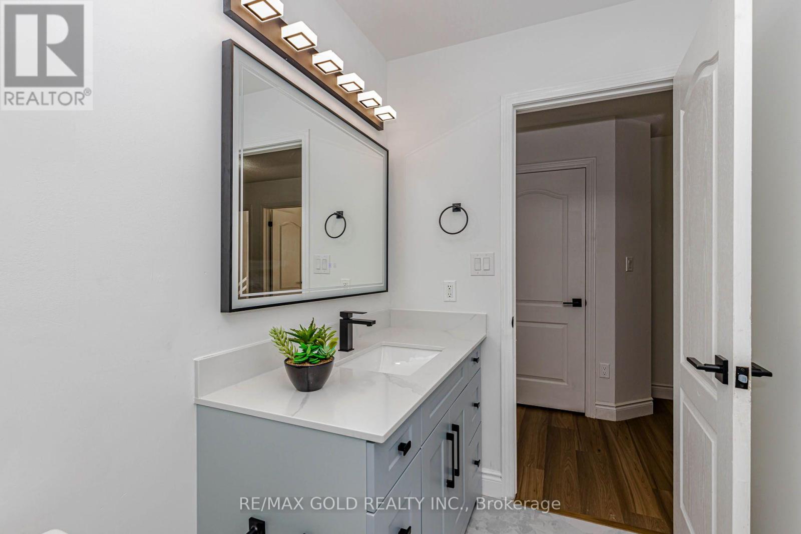 1 Orangegrove Drive, Brampton, ON photo 35