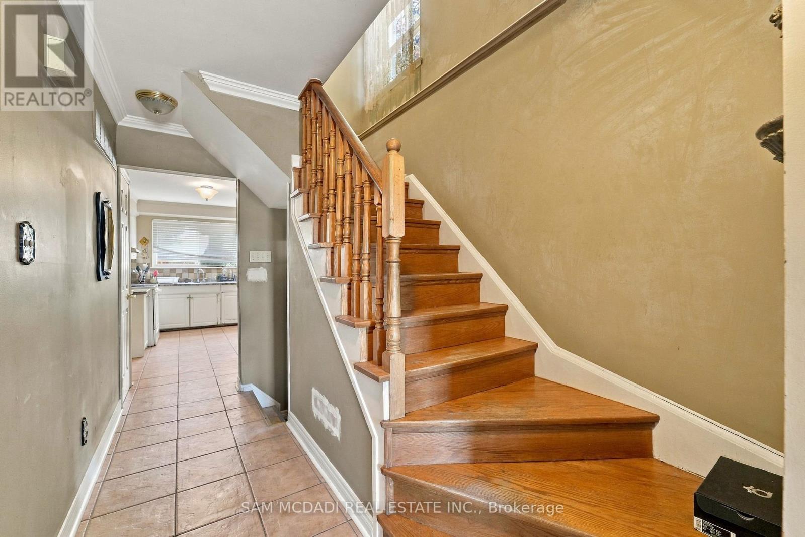 561 Tedwyn Drive, Mississauga, ON photo 11