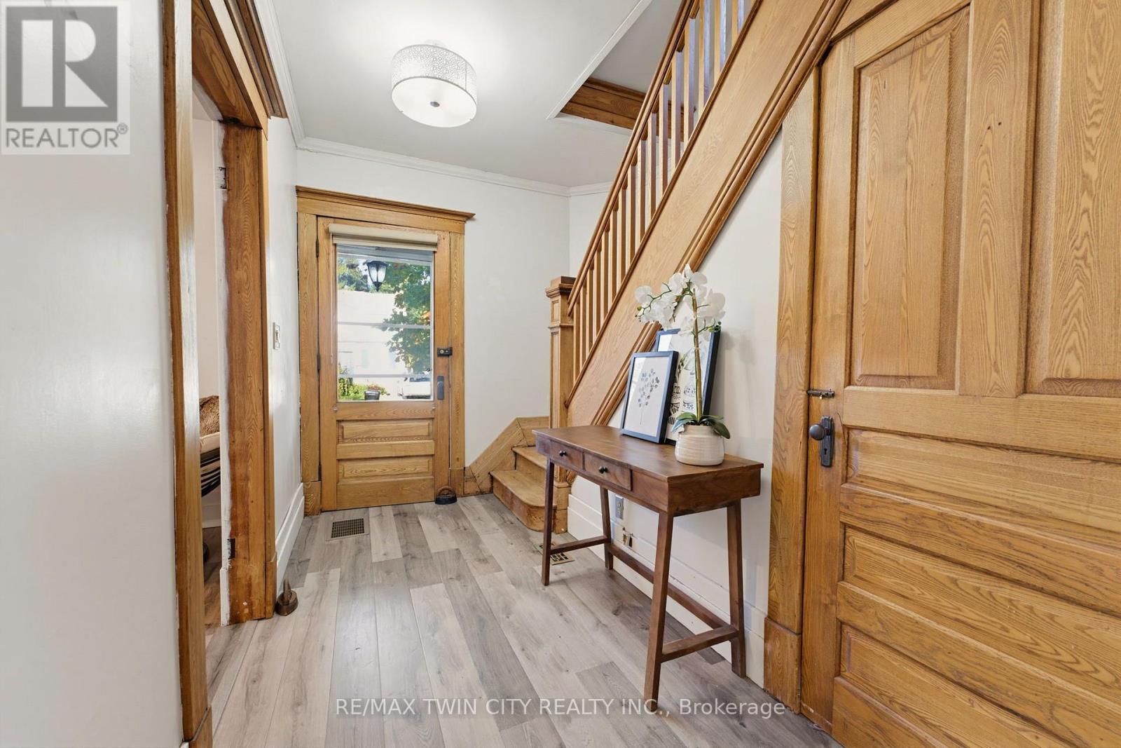 540 VINE STREET, Cambridge — photo 4