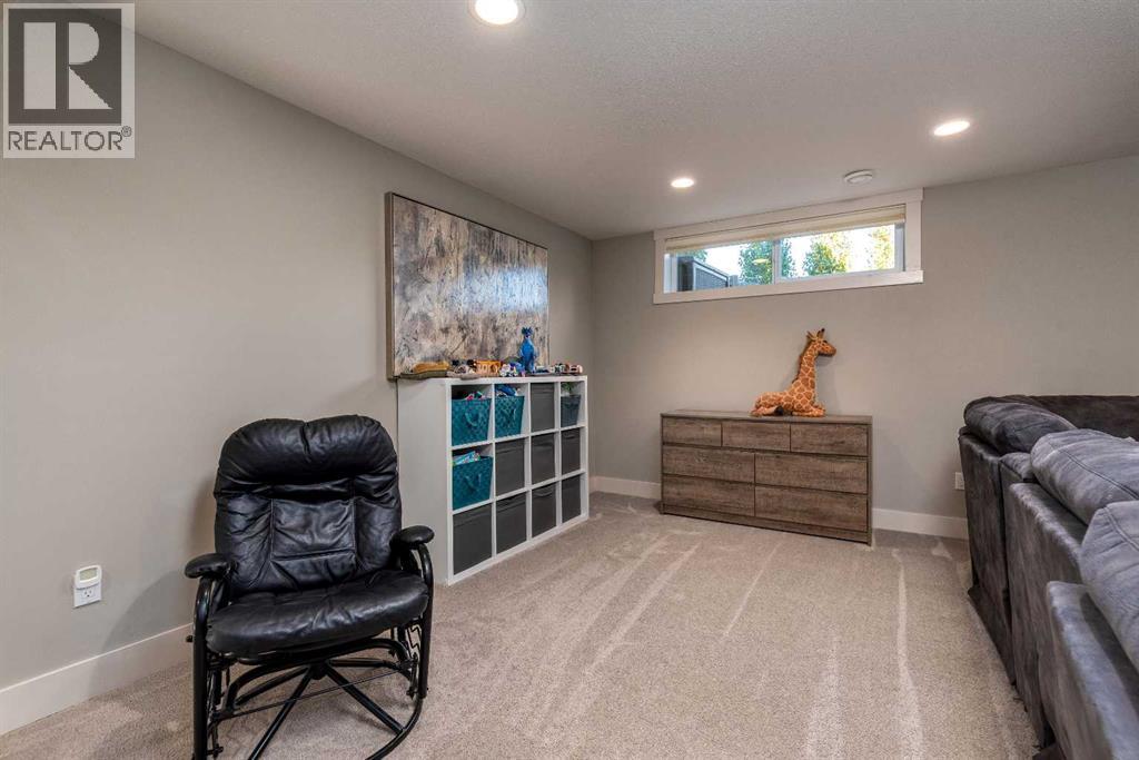5614 21 Street Close, photo 21 of 50