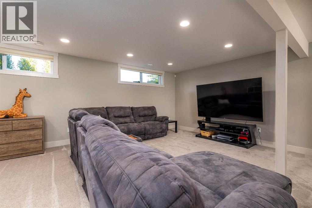 5614 21 Street Close, photo 20 of 50