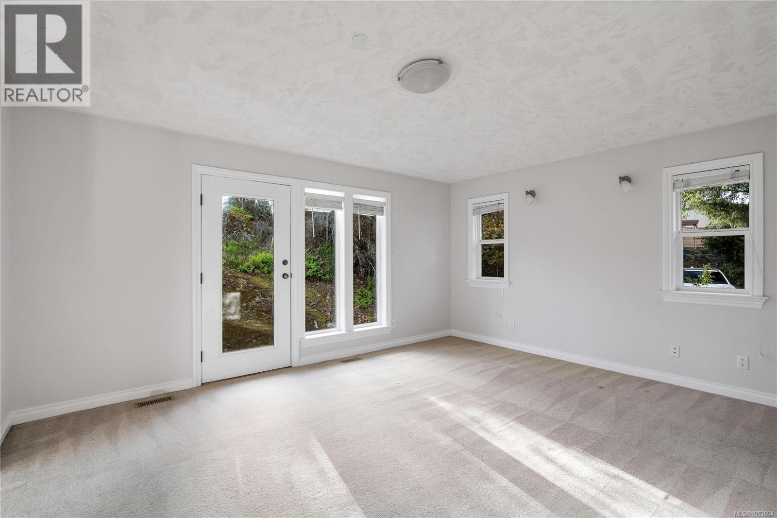  2426 Selwyn Road, Langford