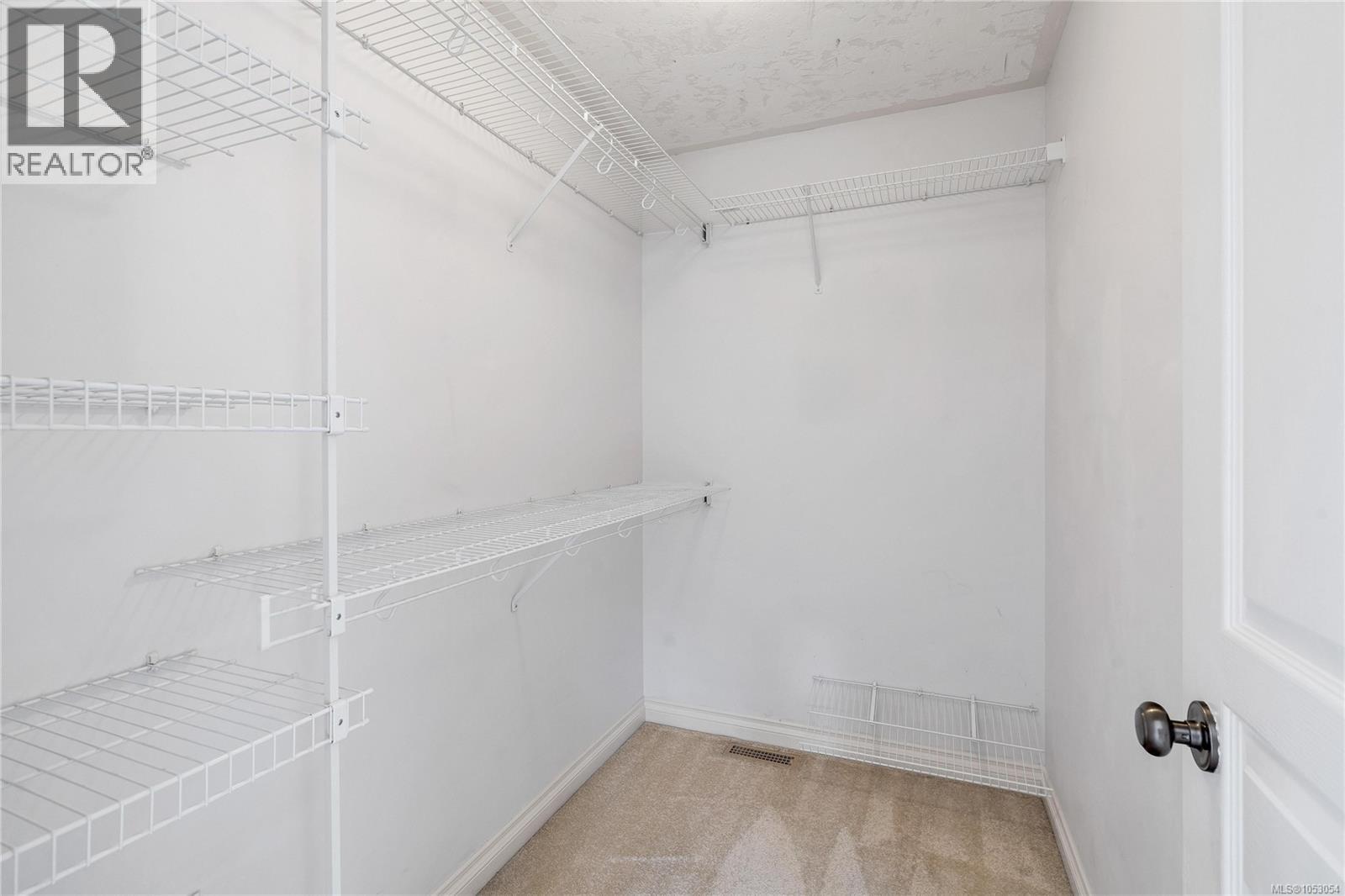  2426 Selwyn Road, Langford
