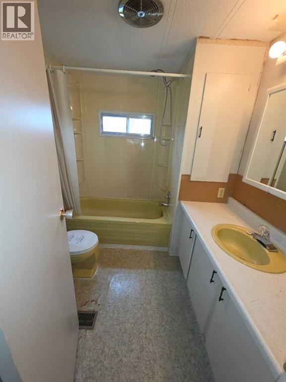 303 Piron Place, Picture Butte — photo 17