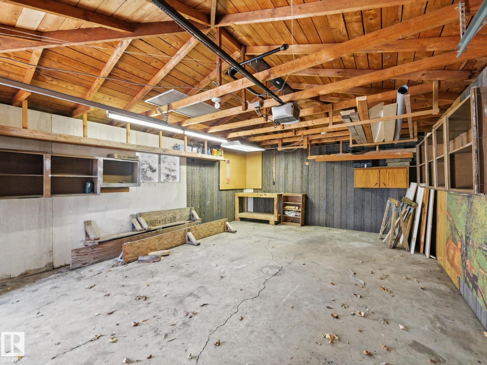 2003 Bonneville Court, photo 50
