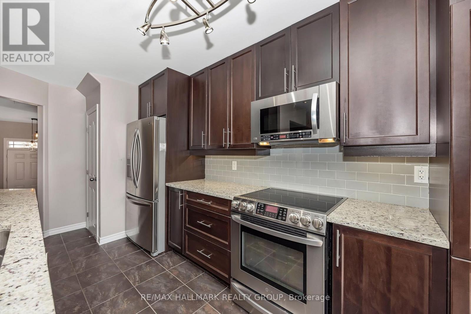 1830 ARROWGRASS WAY, Ottawa — photo 8