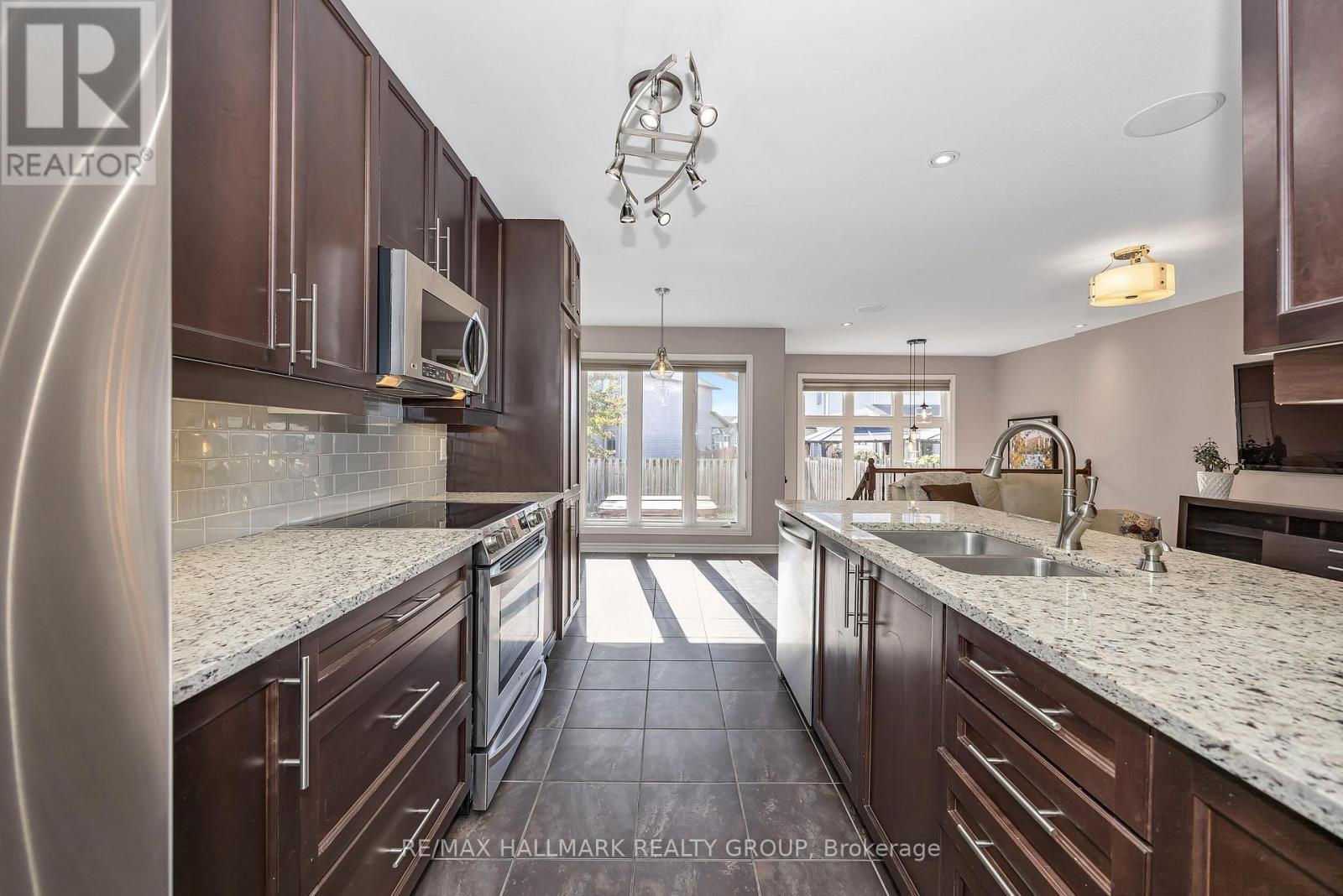 1830 ARROWGRASS WAY, Ottawa — photo 9