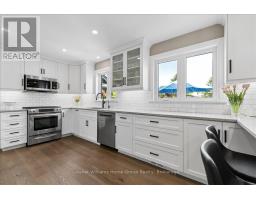 Kitchen - 8 Stonefield Drive, Woolwich, ON N0B2V0 Photo 10