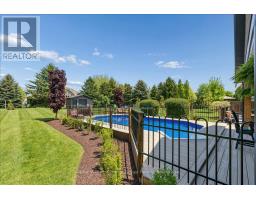 8 Stonefield Drive, Woolwich, ON N0B2V0 Photo 33
