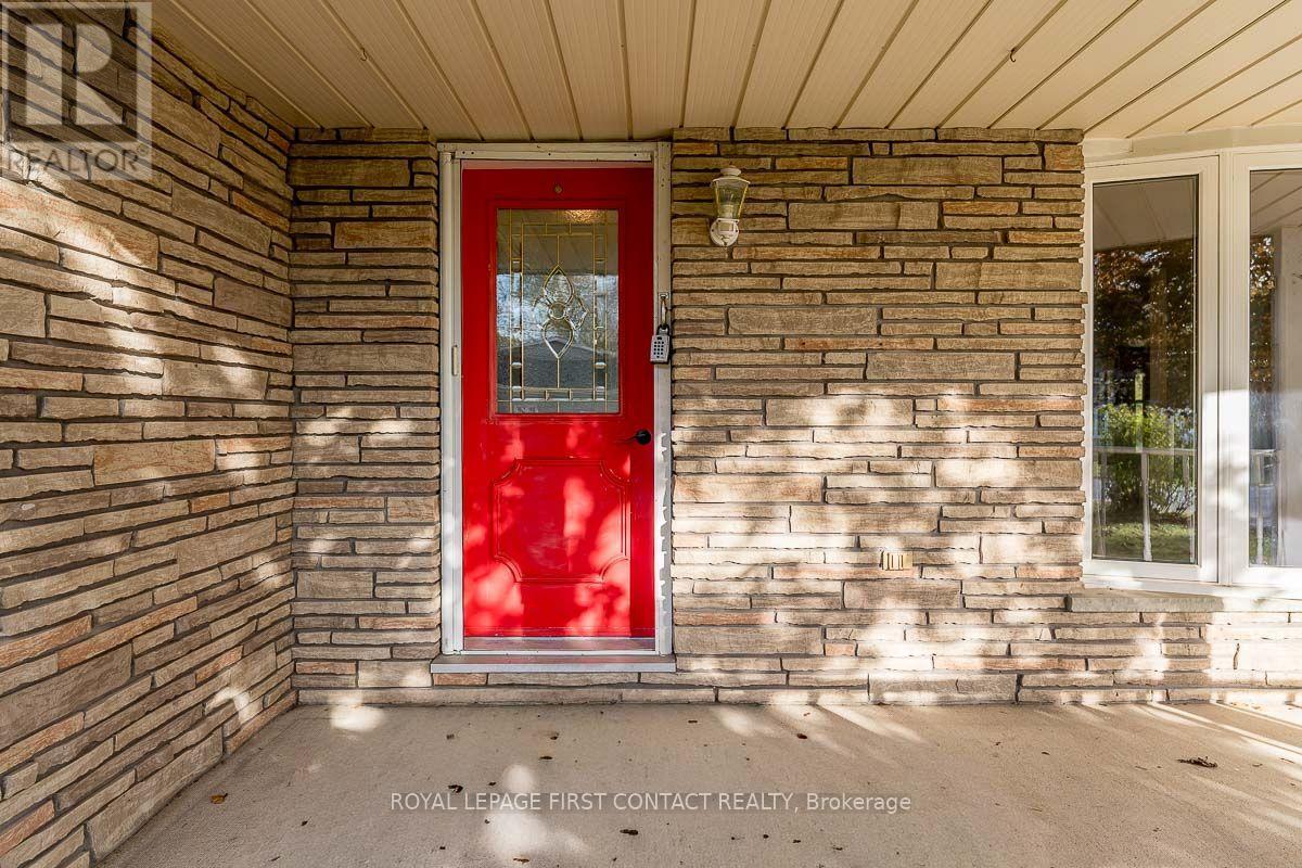 224 Christopher Street, Clearview photo 4