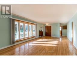 224 Christopher Street, Clearview, ON L0M1S0 Photo 9