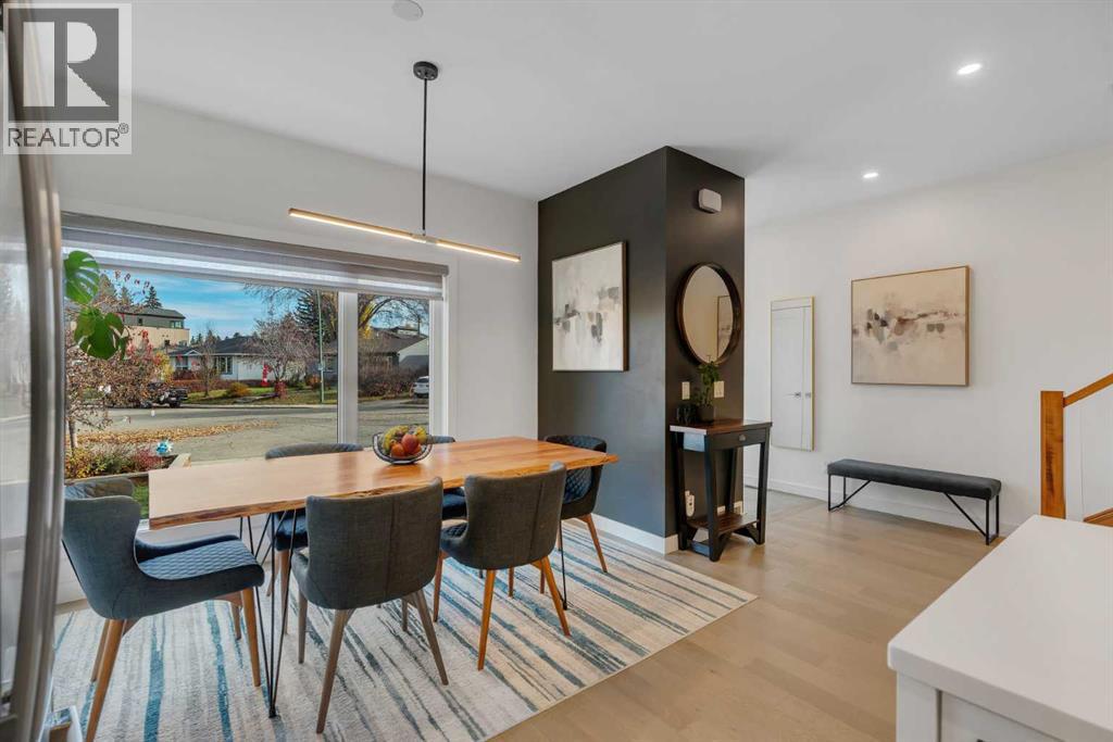 2327B Osborne Crescent SW photo 7