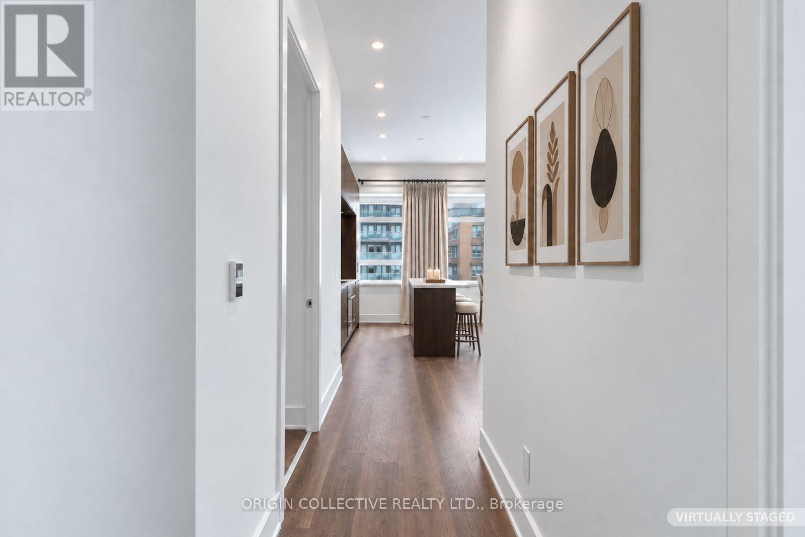 Photo of 405 - 111 ST CLAIR AVENUE W
