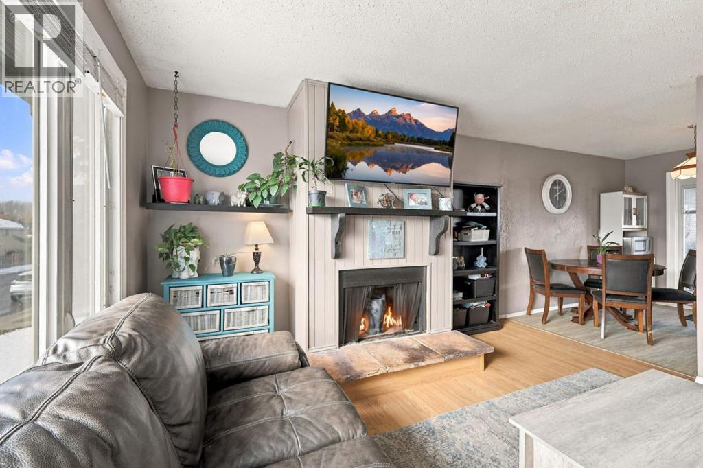 Listing photo – 5316 38 Street, Innisfail