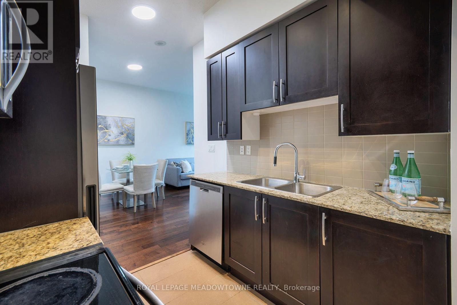 315- 4065 Brickstone Mews, Mississauga, ON photo 12