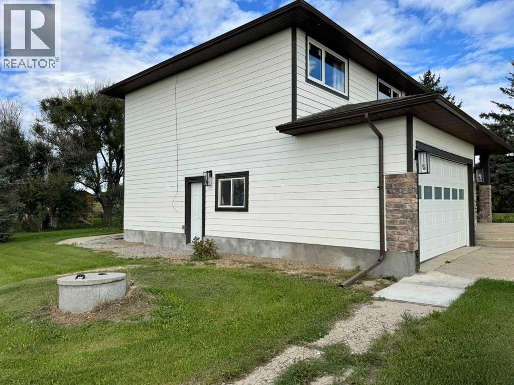 #26, 142041 200 Range Road, photo 43 of 46