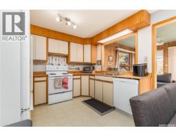 915 Normandy Drive, Moose Jaw, SK S6H3G8 Photo 18