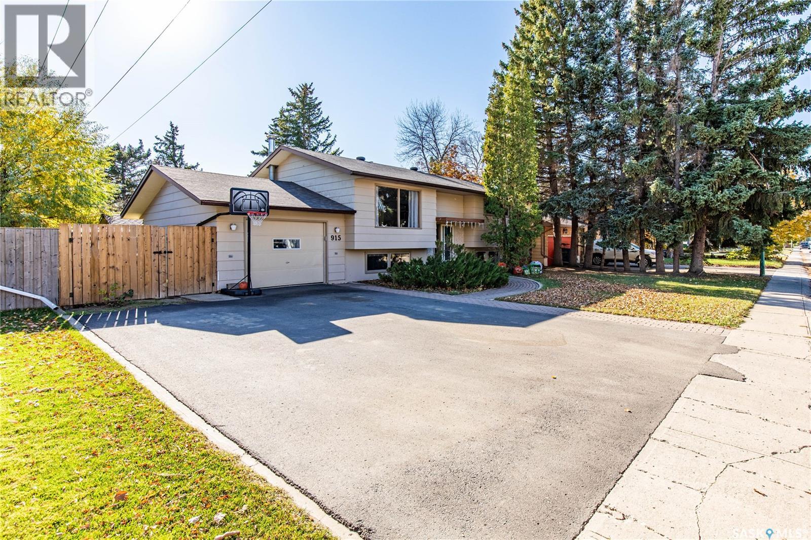915 Normandy DRIVE, Moose Jaw — photo 5