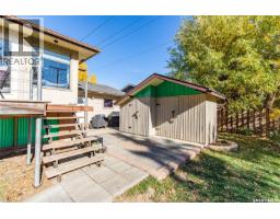 915 Normandy Drive, Moose Jaw, SK S6H3G8 Photo 47