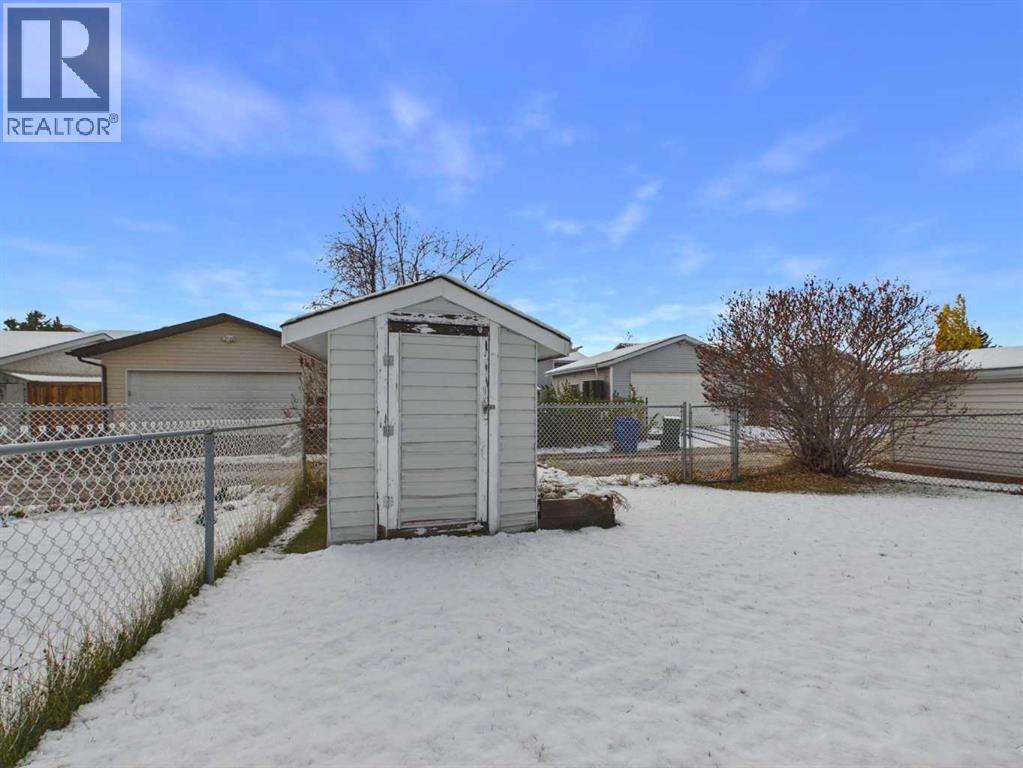 Listing photo – 63 Ellis Street, Red Deer