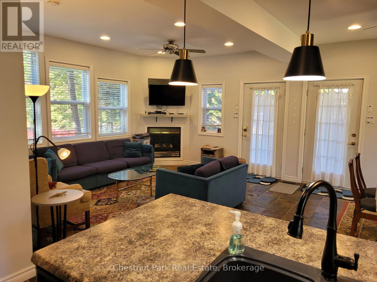 21 47th Street, Wasaga Beach photo 12