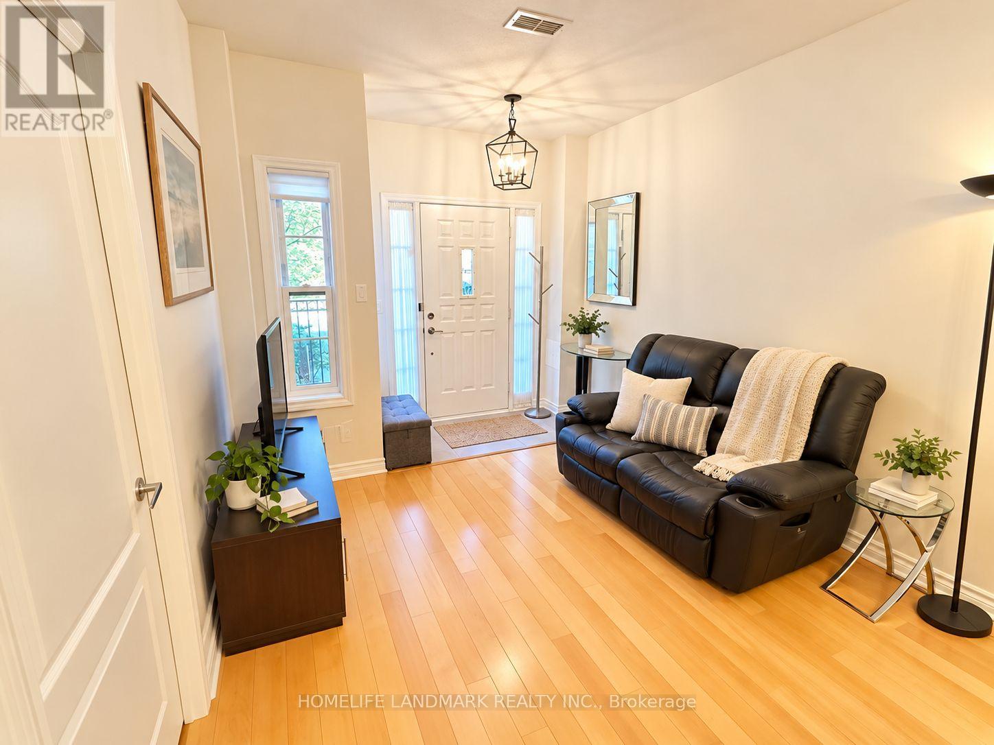 GV113 - 38 KENASTON GARDENS, Toronto (Bayview Village) — photo 4