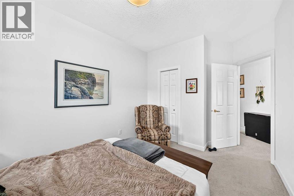 305, 3412 Parkdale Boulevard NW photo 28